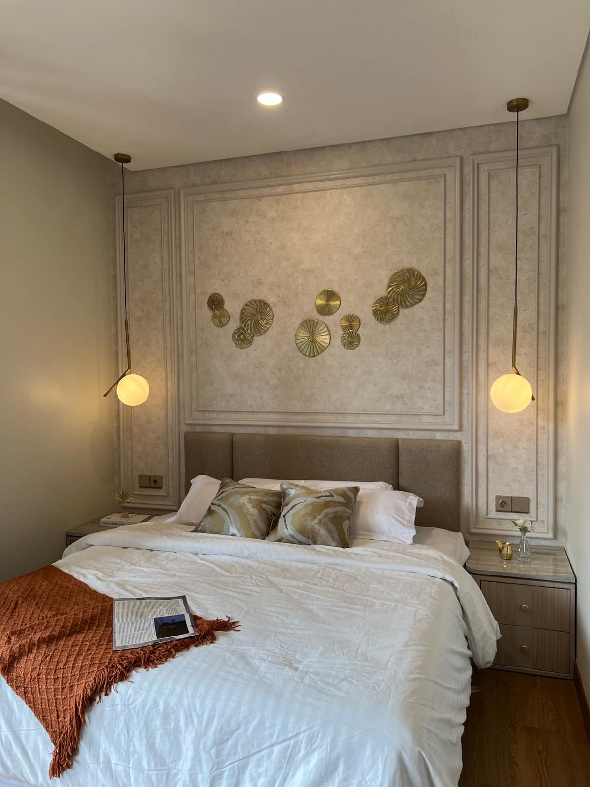 Kinaya Andara interior photograph 1