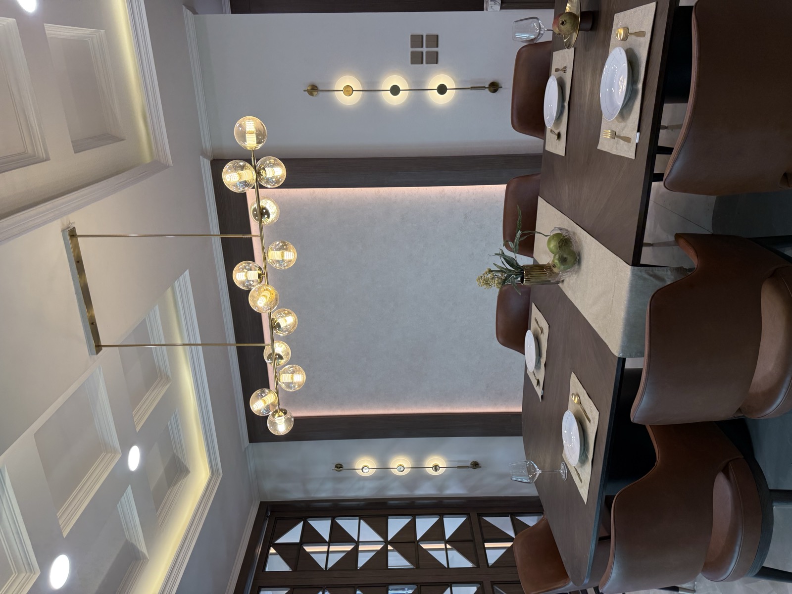 Buaran interior photograph 10