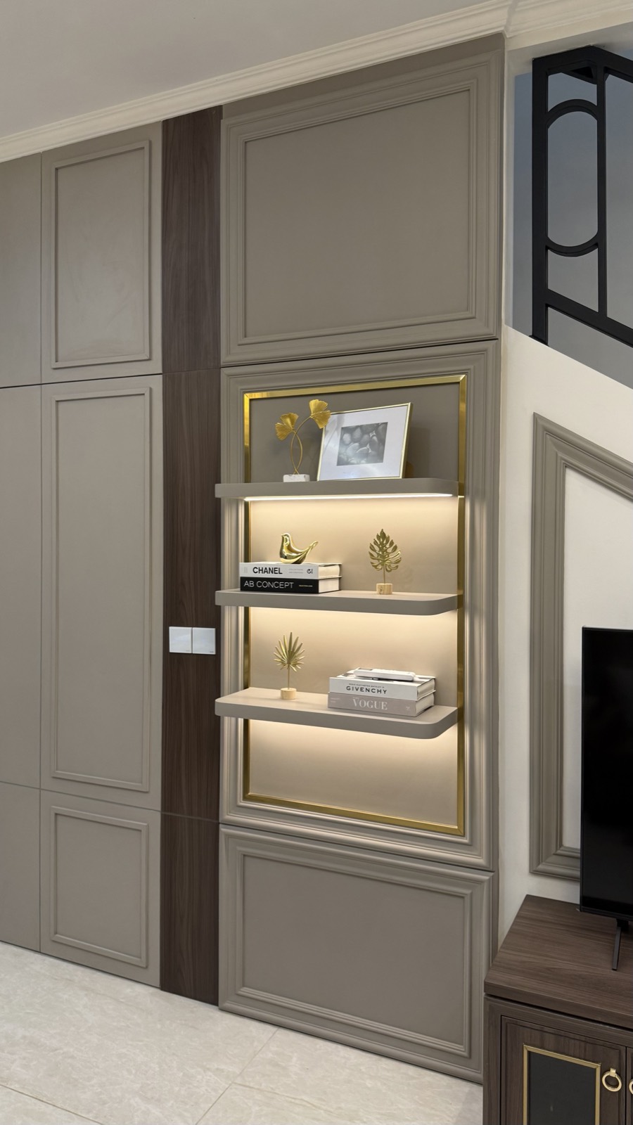 Kemang Pratama interior photograph 3