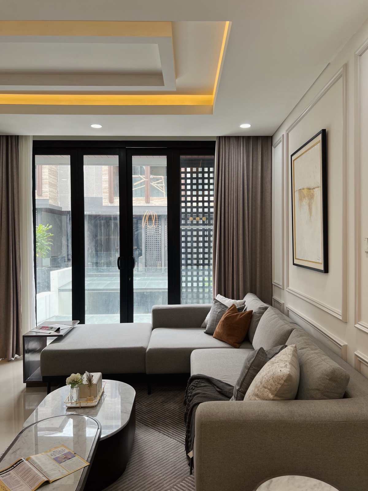 Kinaya Andara interior photograph 11
