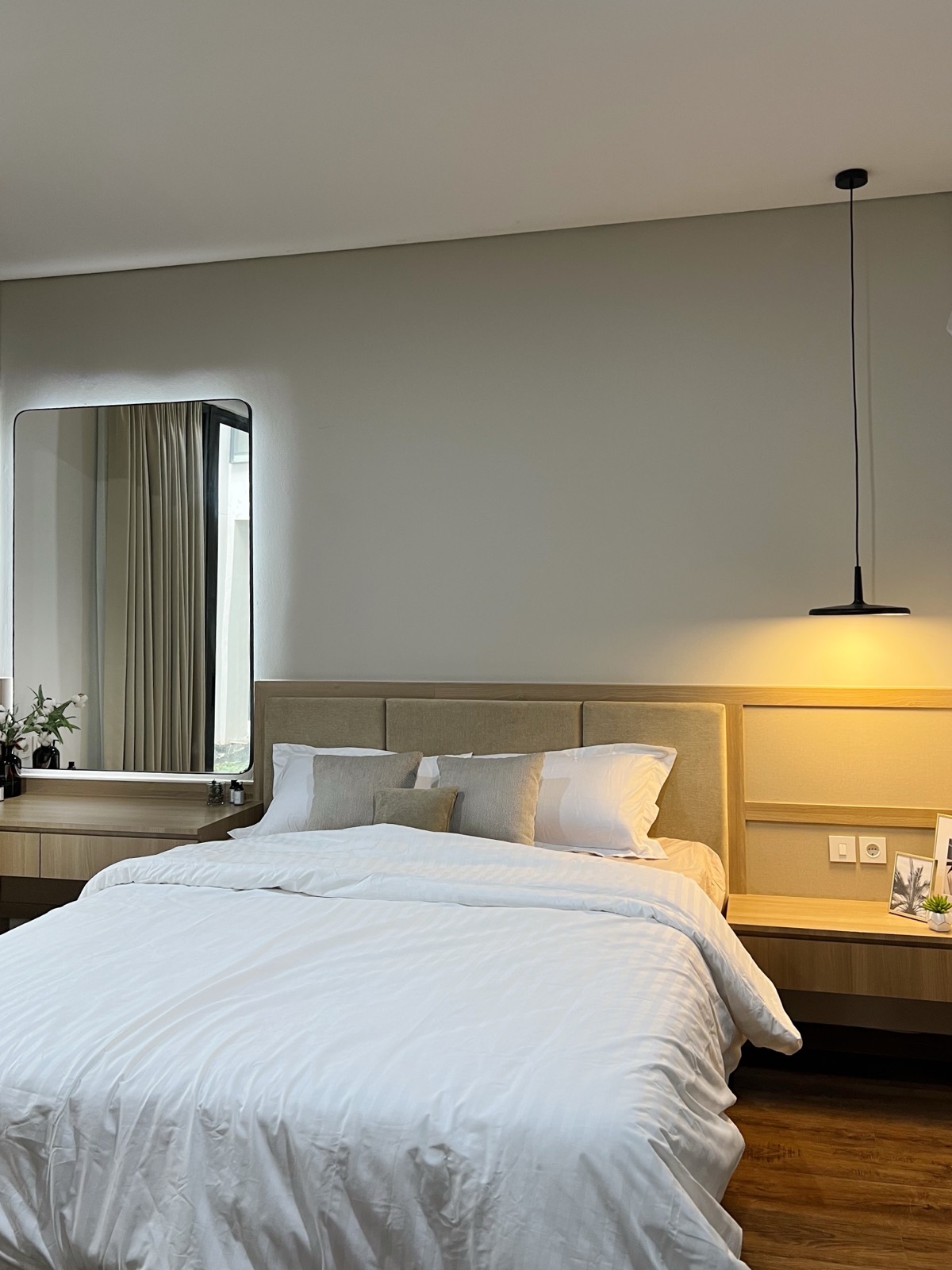 Kiyomi Zora BSD interior photograph 9