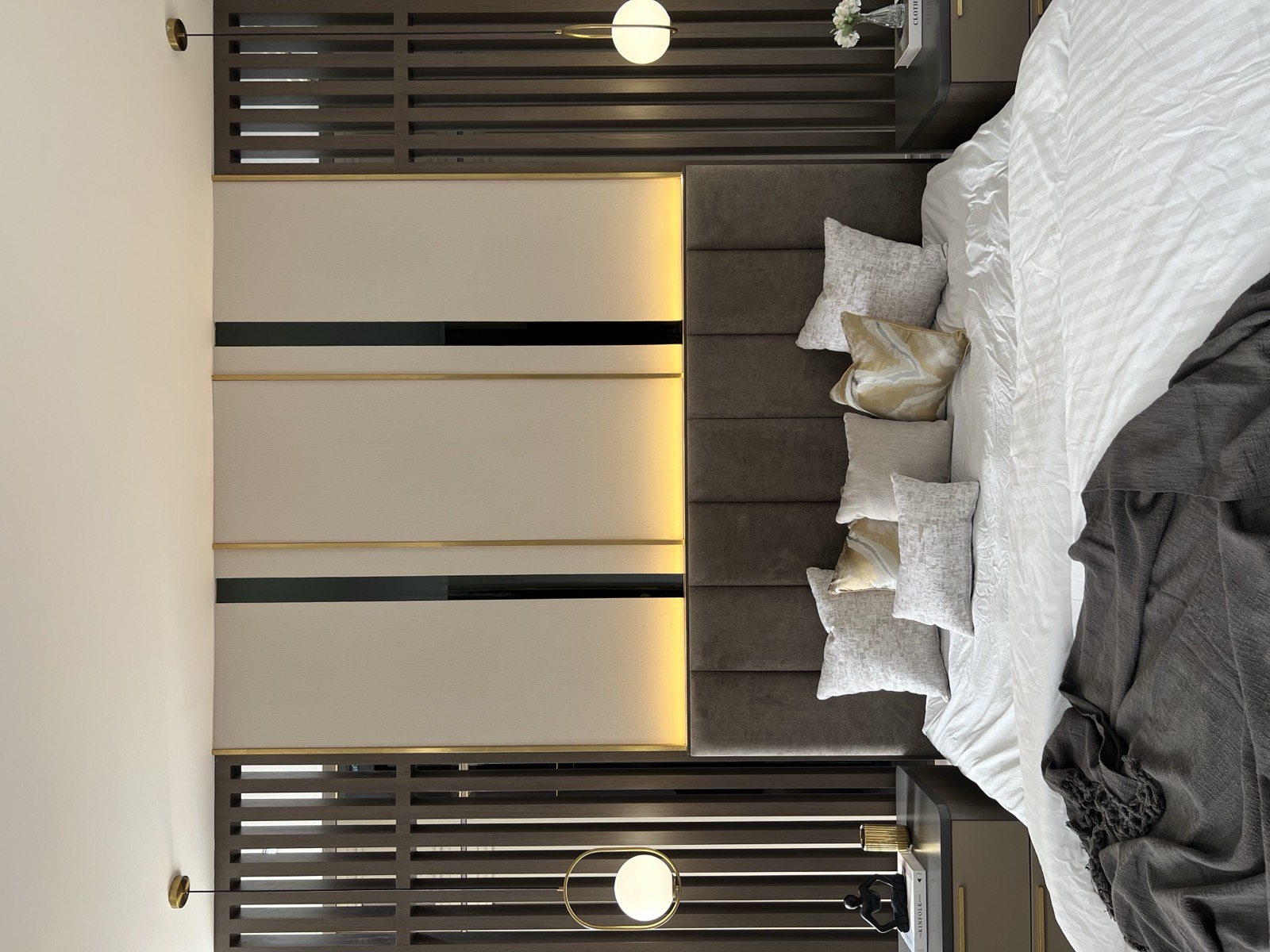 Springwood interior photograph 8