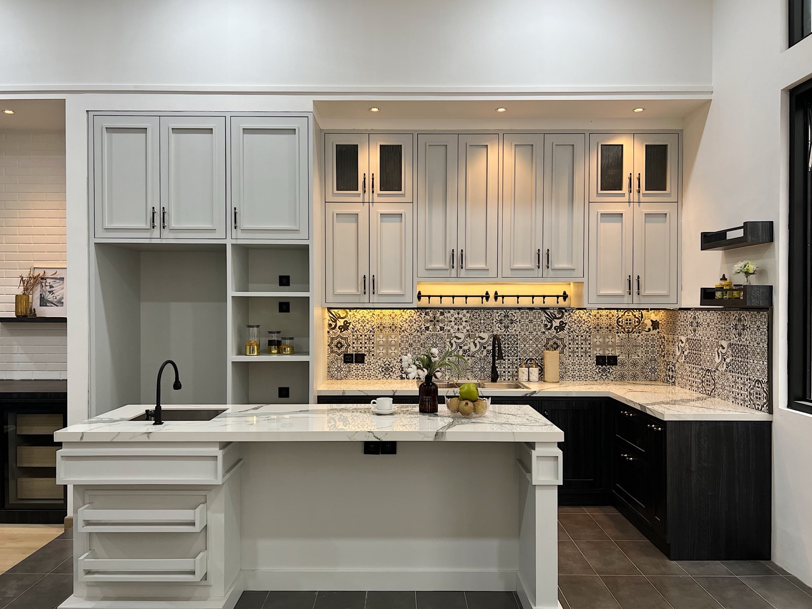 Imperial Gading interior by NUMY Interior